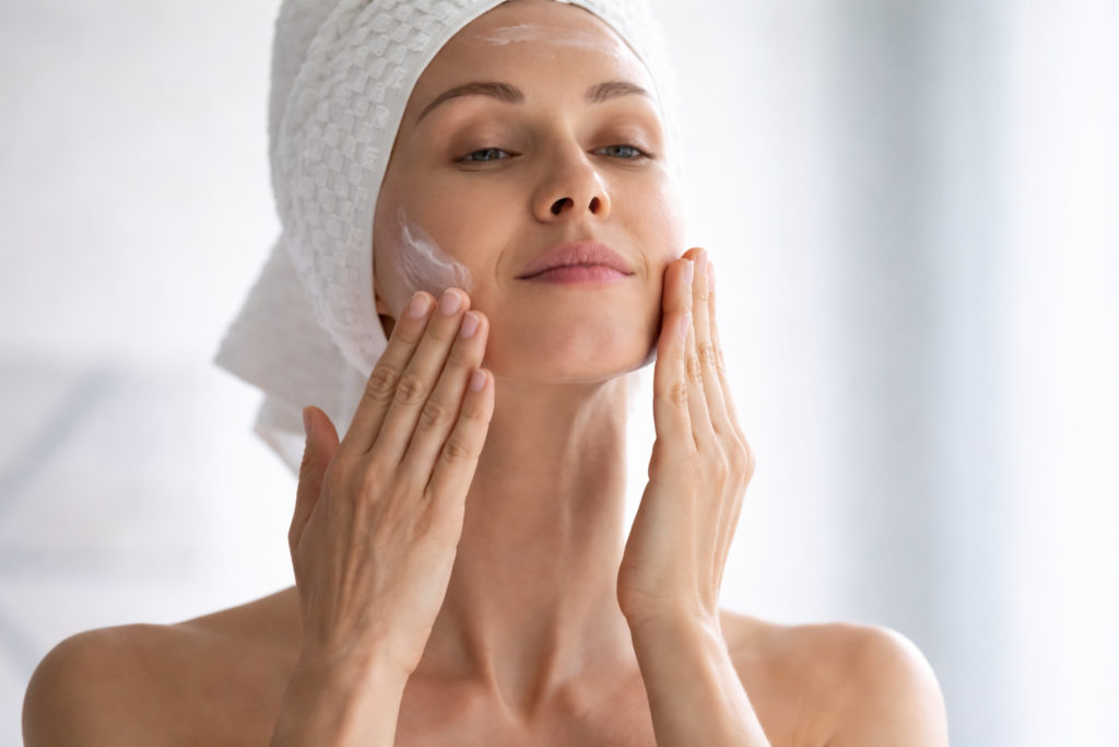 Teste de 30 dias com clareadores de melasma na pele madura